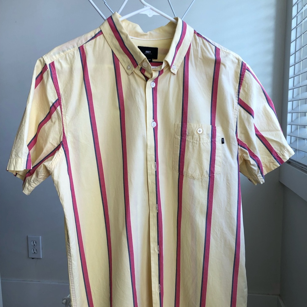 OBEY Short Sleeve Collared Button Down Men’s Medium
